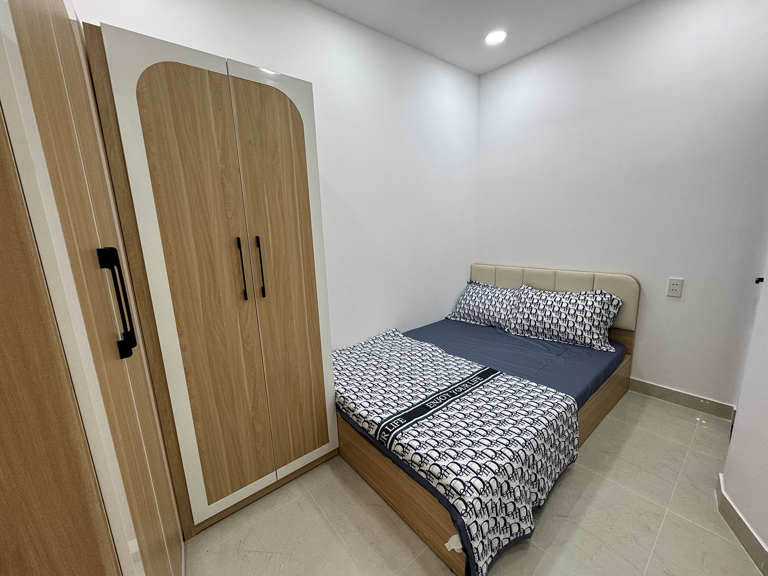 Luxury House 1 lầu đẹp lung linh, full nội thất cao cấp, có phòng tầng trệt khu VIP Hoàng Văn Thụ